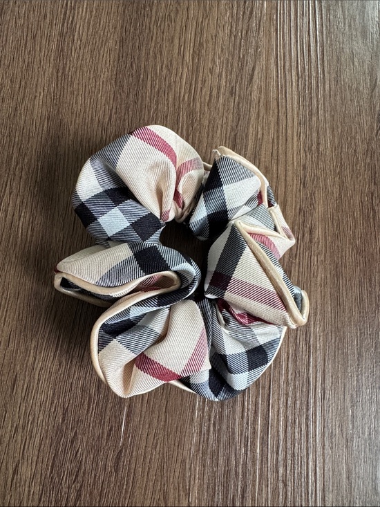Accessories - Plaid Beige, Burgundy, and Navy Hair Scrunchie (BRAND NEW)